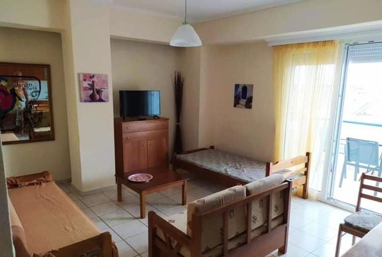 Stratos Family Apartments & Studios Неос-Мармарас Номер фото